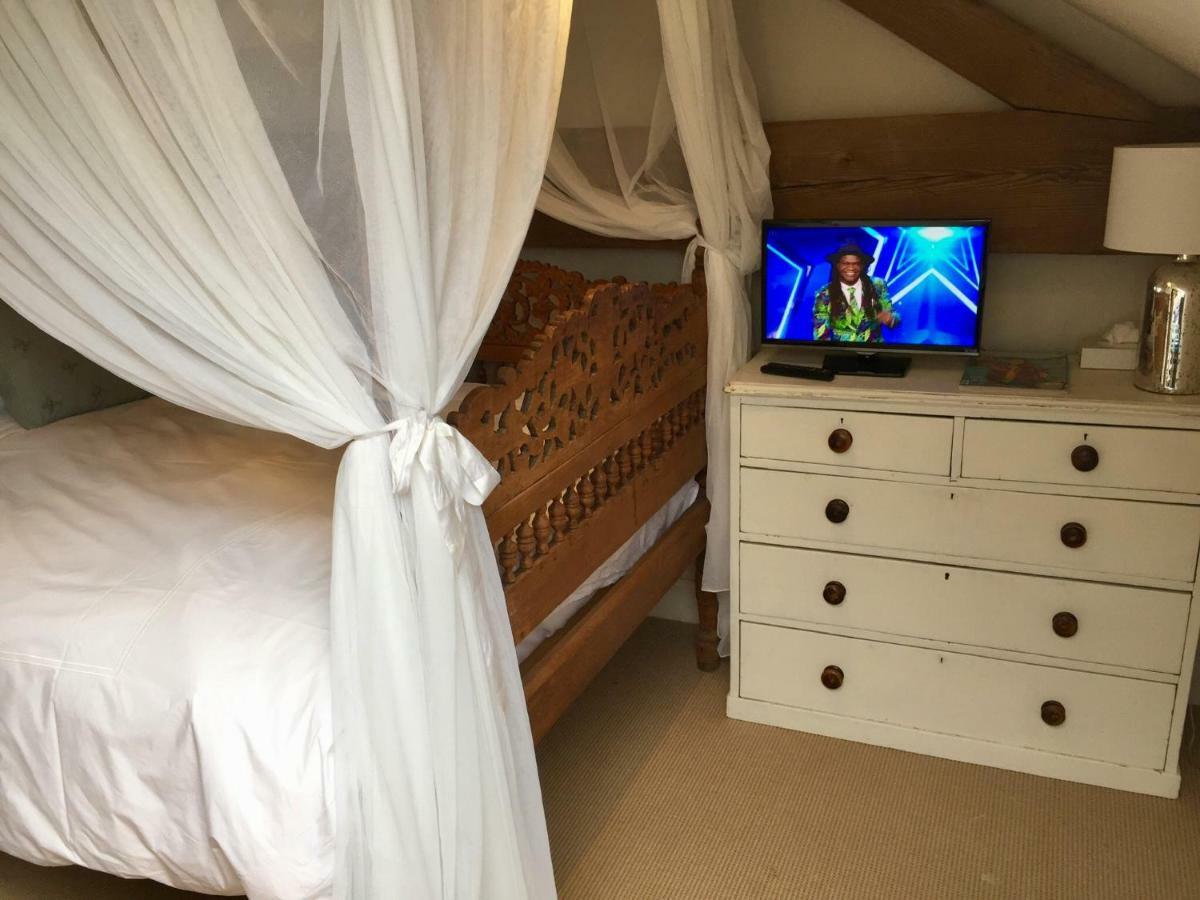 Mulberry Barn Bed & Breakfast Micheldever Ngoại thất bức ảnh